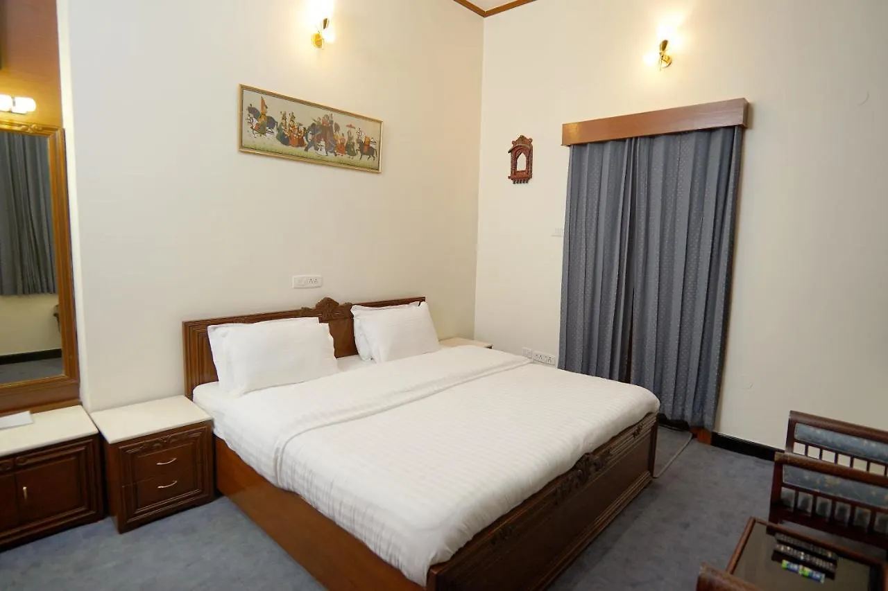 심라 The Edgeworth B&B 인도